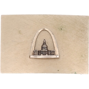 The Gateway Arch St. Louis Missouri Mo Museum Monument 80s Vintage Belt Buckle