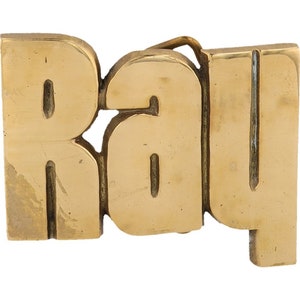 Nueva etiqueta de nombre de latón Ray Raymond Raymie, hebilla de cinturón vintage de los años 70, estilo hippie, estilo retro, con letras de burbuja y barra "Hola, mi hijo"