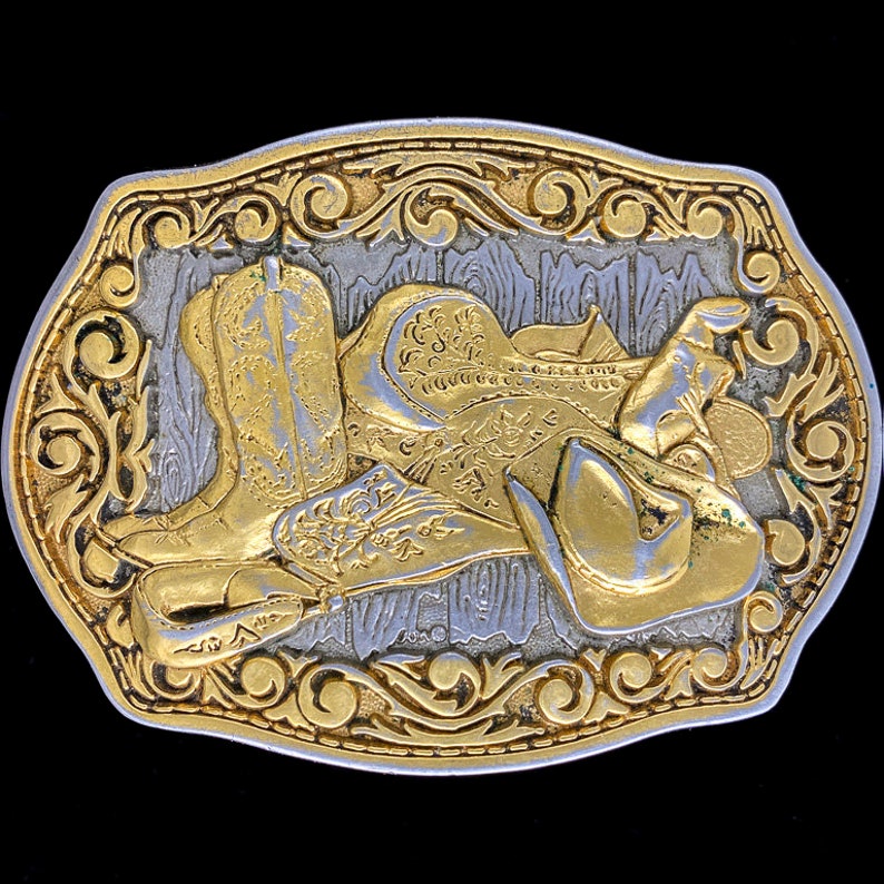 Cowboy Boots Hat Western Cowgirl Texas Rancher Farmer Rodeo Horse Rider Spur Southwest Art Artwork Brass 1980s Vintage Belt Buckle