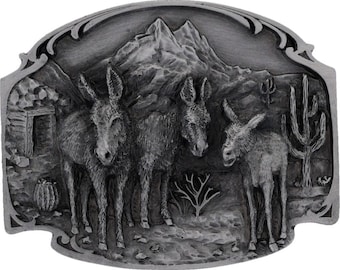 Nowy osioł południowo-zachodni, osły, muły, poszukiwanie, górnictwo, scena westernowa, klamra do paska w stylu vintage, ranczo, kowboj, jeździec szlakowy, zwierzę juczne z pogranicza