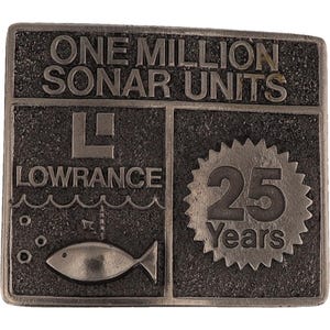 Lowrance Sonar Angeln Barsch Elektronische Fisch Tiefe Finder Nos Vintage Gürtelschnalle Marine Elektronische Grand Lake Oklahoma Bild 1