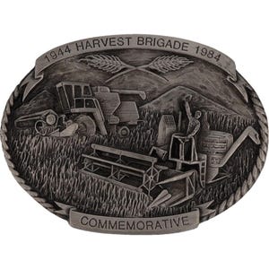 1944 Harvest Brigade Massey Harris Ferguson Combine Farming Nos Vtg Belt Buckle Vintage Agriculture Farm Machinery Ag Farming Equipment