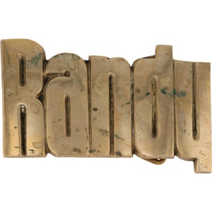 Nueva etiqueta de nombre de latón Randy Randolph Hippie Western 70s Nos Hebilla de cinturón vintage Retro Hippie Bubble Letter Bar Hola mi Is