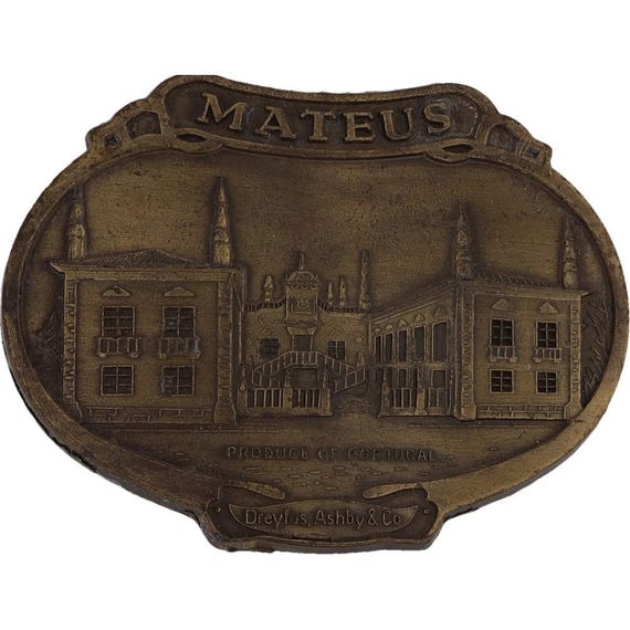 Mateus Wine Portugal Vineyard European Dreyfus Ashby Sogrape  display picture 3
