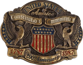 Verfassung der Vereinigten Staaten, wir, das Volk, Präambel, USA, 1980er Jahre, Vintage-Gürtelschnalle, demokratische Demokratie, patriotischer Gründervater, Politiker