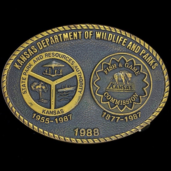 outdoors hunting iron on wildlife NU sew on conservation Kansas safe red buffalo vintage patch fishing camping nature embroidered
