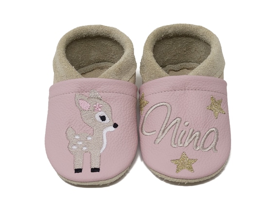 Krabbelschuhe mit Namen und Motiv Rehkitz, Lederpuschen mit Namen, Echtleder Babyschuhe, Kindergartenschuhe mit Namen, Geschenk zur Taufe