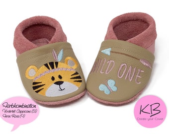 Personalized crawling shoes, leather slippers with name and tiger motif, kindergarten shoes, christening gift, baby slippers, slippers