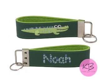Personalized lanyard made of faux leather and felt, crocodile design, keychain with name, small gift, housewarming gift