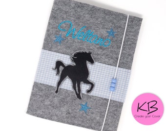 Equine passport cover made of felt, personalized, horse passport cover with name, gift for horse lovers, felt folder for equine passport