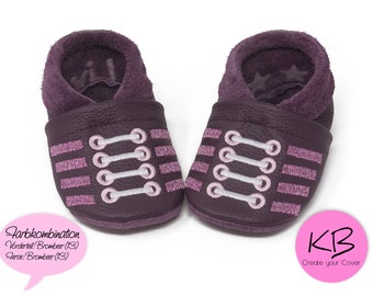 Personalized crawling shoes, eco-leather slippers with name and Snickers motif, first walker shoes, birth gift, baby slippers, kindergarten shoes