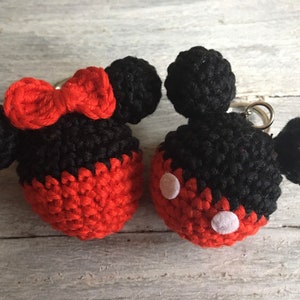 Keychain Mickey and Minnie Mouse