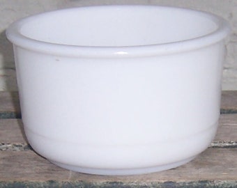 White Milk Glass Mixing Bowl Vintage Kitchenware Decorative