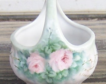 Small Pottery Basket Hand Painted Pink Roses Green Leaves Gold Trim Decorative