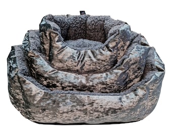Lazy Bed Oval - Dark Silver Crushed Velvet and Fleece