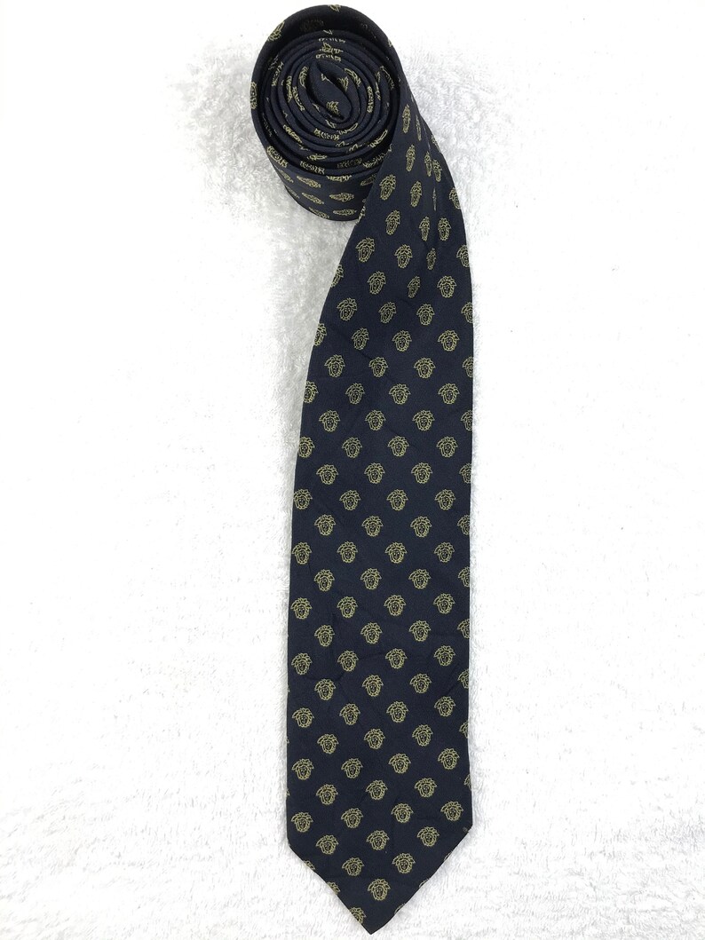 Authentic Gianni Versace Necktie Nice Design Personalized gift classic Medusa Head Monogram