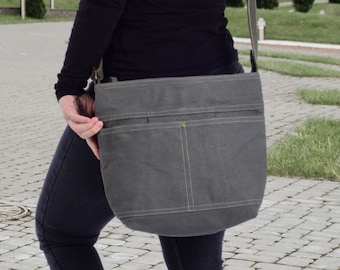 Women's vegan shoulder bag. The sustainable crossbody hobo bag is made of 100% cotton / canvas. Large fabric bag as a gift idea for women
