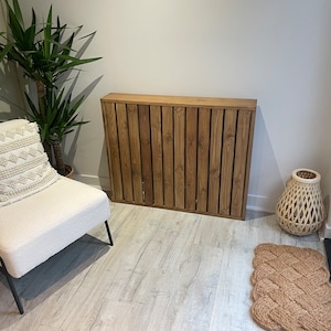 Custom radiator cover - Wide vertical slat design, custom size and finish. Custom Radiator cover - Modern wide vertical slats, Handmade to order. Made-to-Measure Radiator cabinet - Wide vertical slat, Bespoke deisgn, Ny size or colour