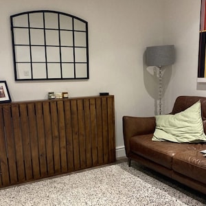 Custom radiator cover - Wide vertical slat design, custom size and finish. Custom Radiator cover - Modern wide vertical slats, Handmade to order. Made-to-Measure Radiator cabinet - Wide vertical slat, Bespoke deisgn, Ny size or colour