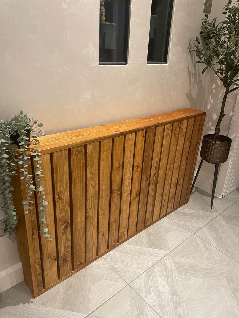 Custom radiator cover - Wide vertical slat design, custom size and finish. Custom Radiator cover - Modern wide vertical slats, Handmade to order. Made-to-Measure Radiator cabinet - Wide vertical slat, Bespoke deisgn, Ny size or colour