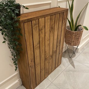 Custom radiator cover - Wide vertical slat design, custom size and finish. Custom Radiator cover - Modern wide vertical slats, Handmade to order. Made-to-Measure Radiator cabinet - Wide vertical slat, Bespoke deisgn, Ny size or colour