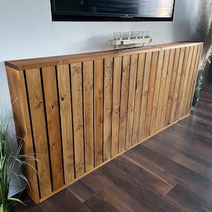 Custom radiator cover - Wide vertical slat design, custom size and finish. Custom Radiator cover - Modern wide vertical slats, Handmade to order. Made-to-Measure Radiator cabinet - Wide vertical slat, Bespoke deisgn, Ny size or colour