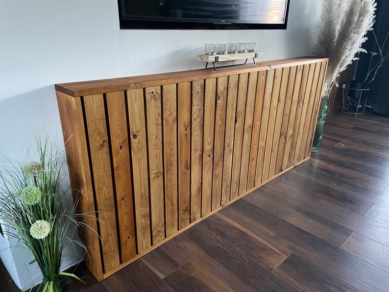 Custom radiator cover - Wide vertical slat design, custom size and finish. Custom Radiator cover - Modern wide vertical slats, Handmade to order. Made-to-Measure Radiator cabinet - Wide vertical slat, Bespoke deisgn, Ny size or colour