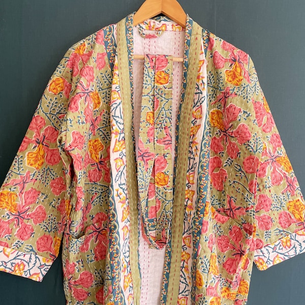 Kimono kantha cousu main en tissu doux, kimono kantha imprimé floral, kimono de nuit, peignoirs d'hiver bohème hippie