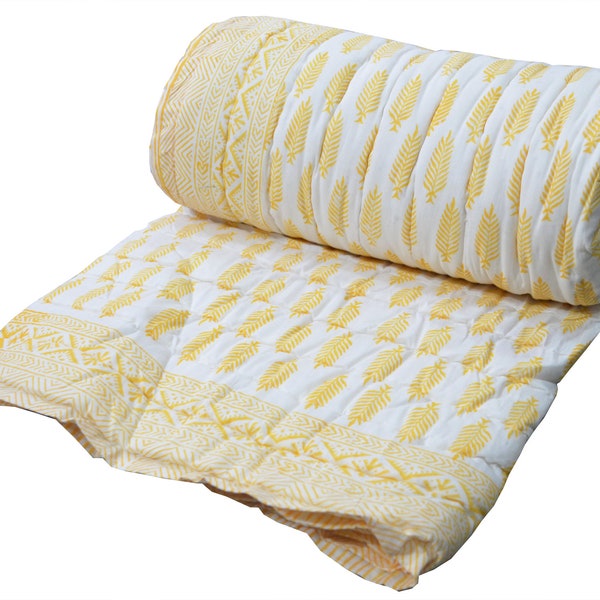 Verkauf auf Jaipuri Quilt! Gelber Blatt-Blockdruck, indische Bio-Baumwolle, gemütliche indische Wendedecke, winterwarm, Queen-Size-Boho-Bettwäsche