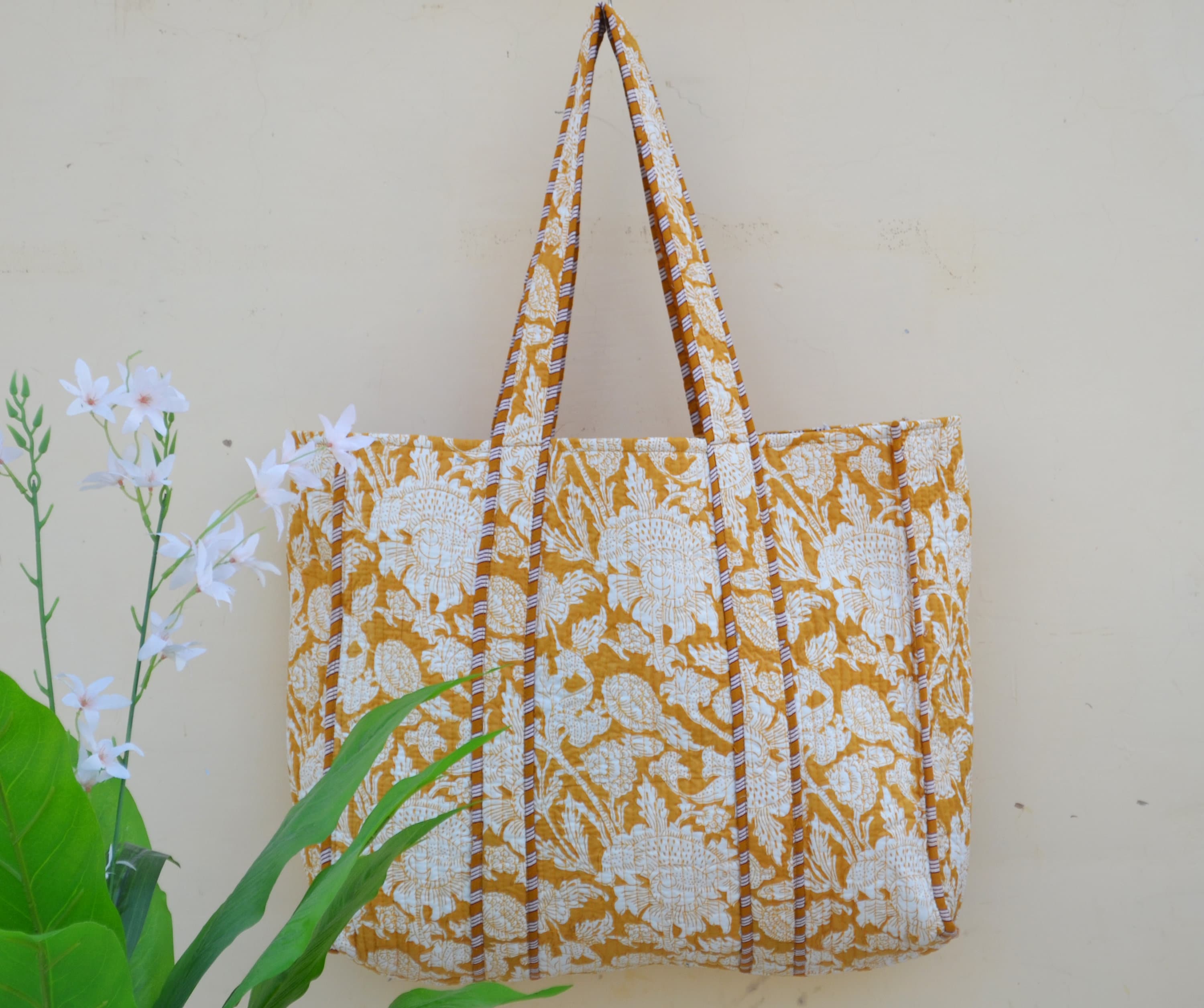 Velvet Tote Bag - Vintage Floral, Ink - Tote Bag