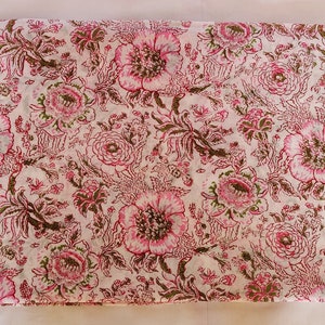 Tessuto indiano stampato floreale in cotone tagliato su misura per sartoria, leggero e leggero, per abbigliamento da donna, con stampa a mano