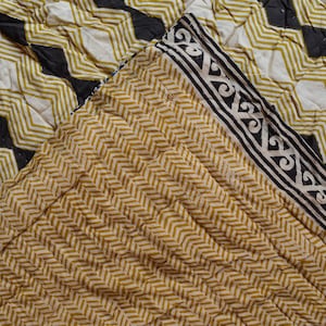 Comforter Quilt Hand Block Printed Cotton Quilted Quilt Throw Blanket Cover For Couch And Bed Lap Bedding Coverlet Oversized Bagru Razai