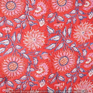 Nuovo tessuto indiano in cotone con stampa floreale, tagliato su misura, per sartoria, abbigliamento da donna, leggero, tessuto largo, cucito etnico.