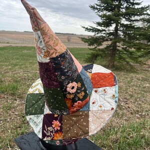 Quilted Patchwork Witch Hat – Earthy Tones, Floral Cottagecore Costume Accessory