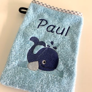 Wash mitt, washcloth, embroidered with desired name and appliqué Nr.7