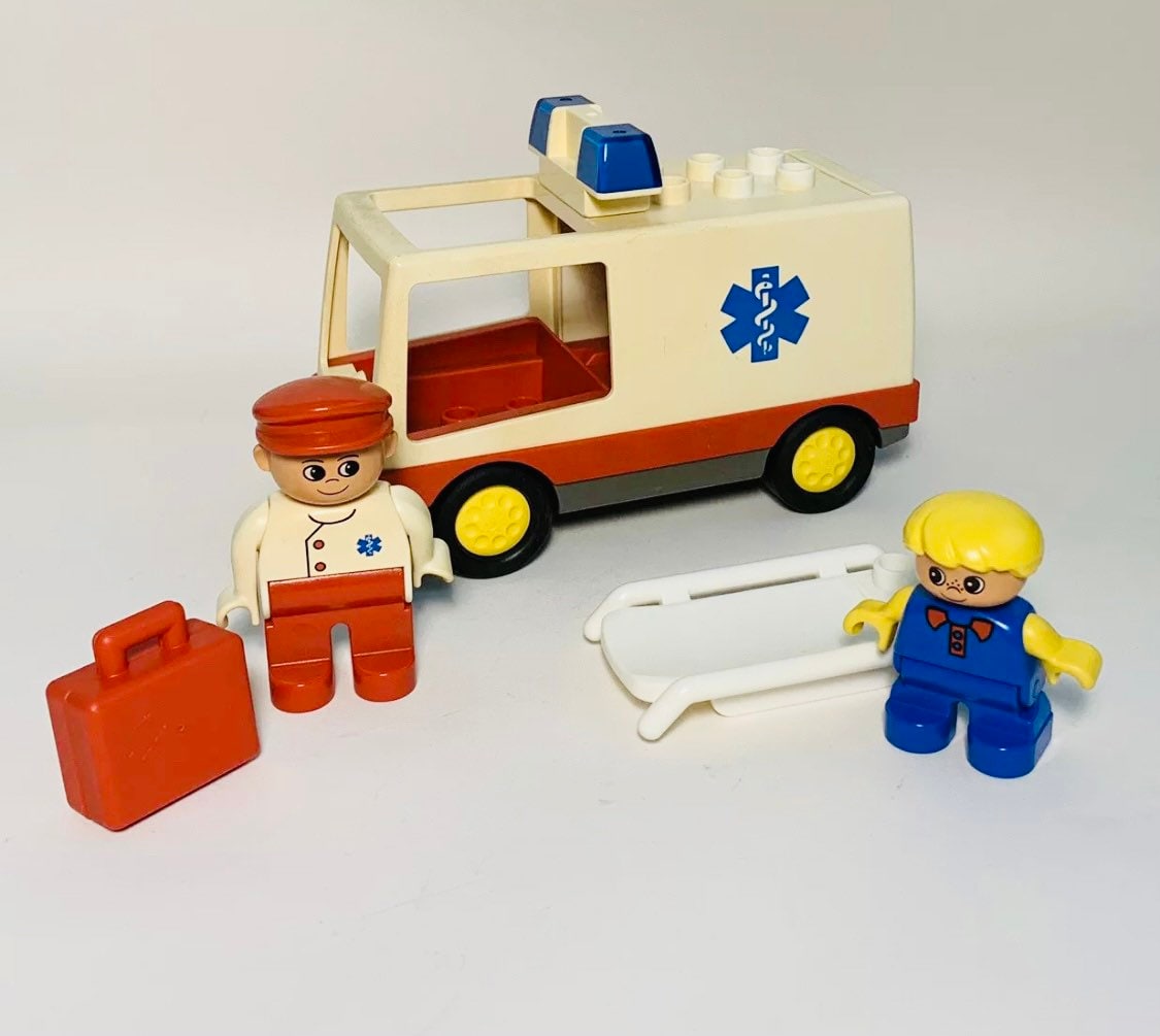 Vintage 1994 Lego Duplo Ambulance With Mini Figures and