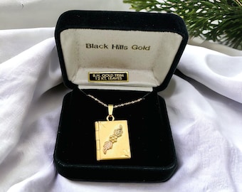 vintage Black Hills Gold Book médaillon 12K Leaves 14K GF 5,5 grammes Neuf avec étiquette