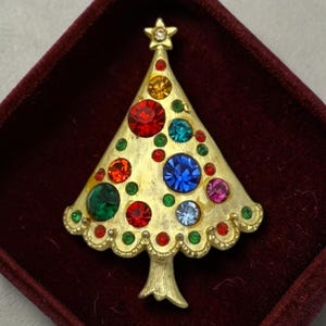 Weiss Christmas Pins - Etsy