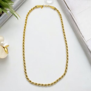 Vintage Designer Signed Monet Gold Rope Twist Chain Necklace 25" Long x 6mm Patented Clasp