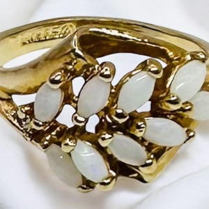 Vintage 18K HGE Opal Cluster Cocktail Ring Arthur M Anderson Größe 6,75 2,8 Gramm