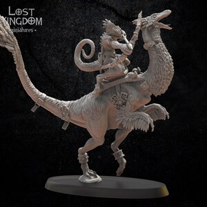 Chameleon Heroine | Saurian Ancients | Lost Kingdom Miniatures | RESIN | Lizardmen | Dungeons and Dragons | Fantasy | Miniatures