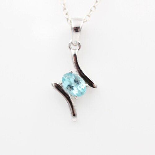 0,72 Carat rare apatite pendant 925 silver necklace chain apatite pendant shops top