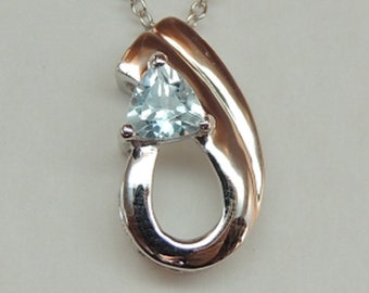 Genuine Blue Topaz Pendant, 925 Sterling Silver, Light Blue Necklace Element, 0.50 ct Gemstone, Unique Piece, Modern Sky Blue Topaz Pendant, High Quality