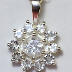 Noble 0.7 Carat Rock Crystal Pendant 925 Silver Necklace Chain Sparkling Dream