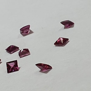 0.39 carat genuine rhodolite gemstone in square cut 4 x 4 mm in AAA quality