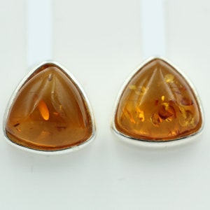 Amber stud earrings 9 x 9 mm made of 925 Sterling silver brown amber unisex