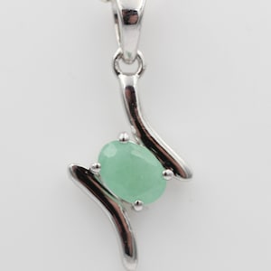 0.72 Carat Emerald Pendant 925 Silver Necklace Chain Emerald Pendant