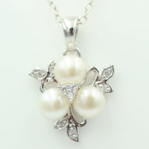 Pearl Pendant Necklace Chain 925 Silver Cubic Zirconia Top Noble Silver Pendant
