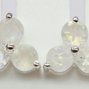 Saae 0.54 Carat Moonlight Topaz Stud Earrings 925 Silver Earring Gemstone Stud Earrings