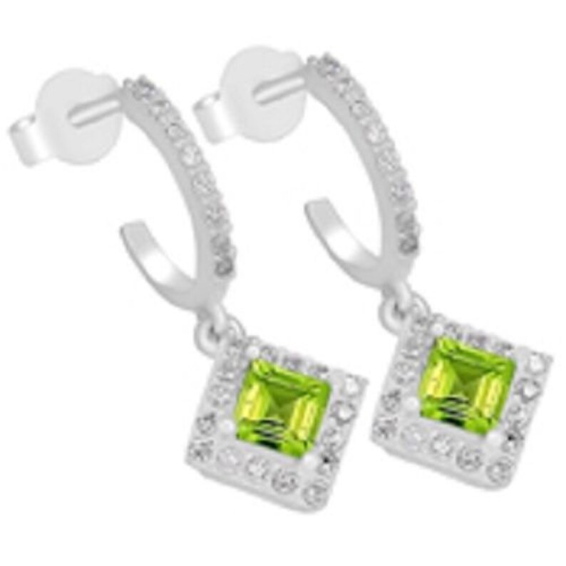 Exclusive 0.5 Carat Peridot Stud 925 Silver Earring Zirconia maigracker gemstone Olivin